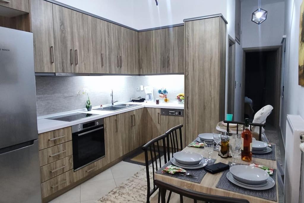 Modern Apartment In 伊第亚 外观 照片